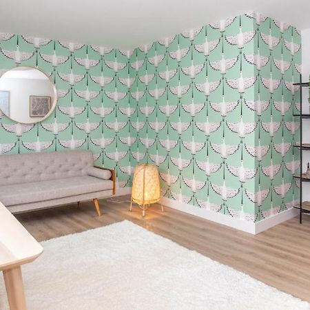 James' Place At The Taff Merthyr Tydfil Bagian luar foto